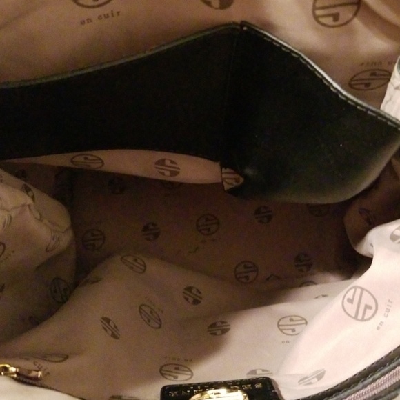 Backpack - Picture 4 of 8